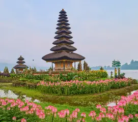 Romantic temple experience for honeymoon couples visiting Ubud Bali