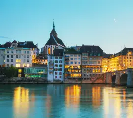 Zurich city sightseeing tour for couples on a Switzerland honeymoon package