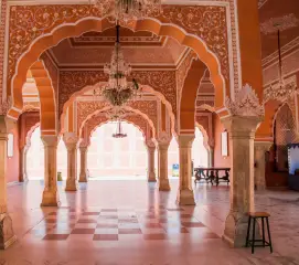 Jaipur royal palace tour for honeymoon couples visiting from Chennai
